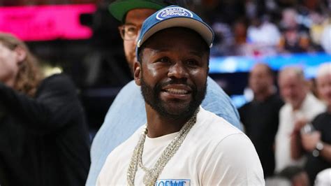 floyd mayweather fighting weight|floyd mayweather new news.